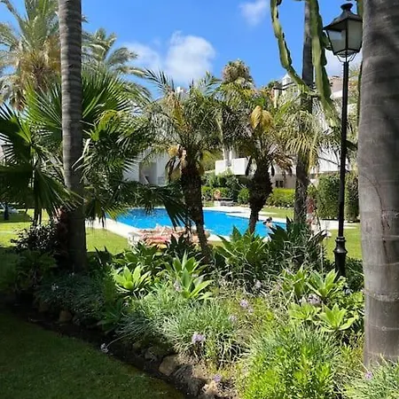 Perfect & Cosy “los Naranjos” 3min Puerto Banus Apartment