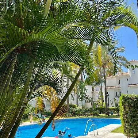 Perfect & Cosy “los Naranjos” 3min Puerto Banus * Marbella