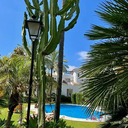 Apartment Perfect & Cosy “los Naranjos” 3min Puerto Banus Marbella