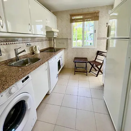 Apartment Perfect & Cosy “los Naranjos” 3min Puerto Banus Marbella