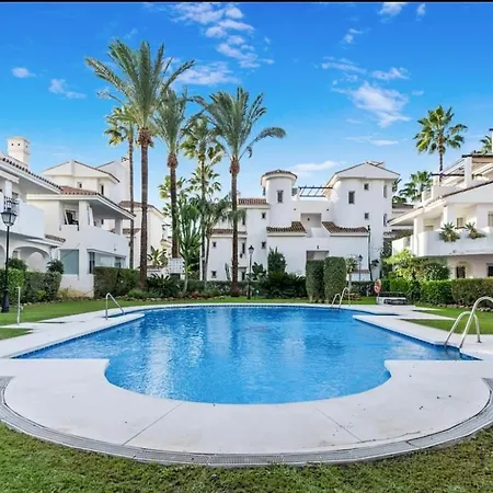 Perfect & Cosy “los Naranjos” 3min Puerto Banus