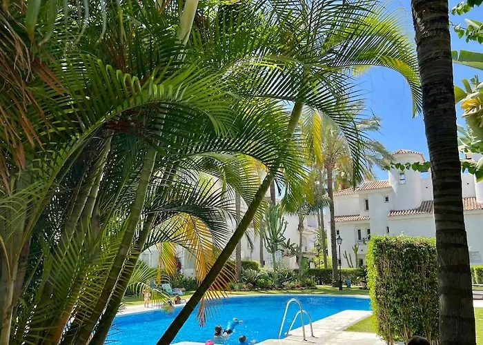 Perfect & Cosy “los Naranjos” 3min Puerto Banus * Marbella