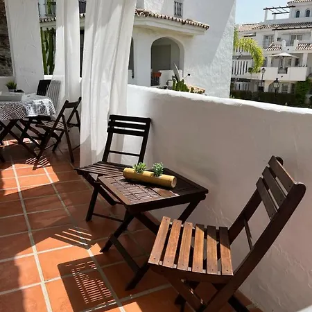 Perfect & Cosy “los Naranjos” 3min Puerto Banus Lejlighed